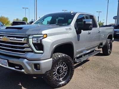 2024 Chevrolet Silverado 3500HD 4X4 High Country 4DR Crew Cab SB SRW