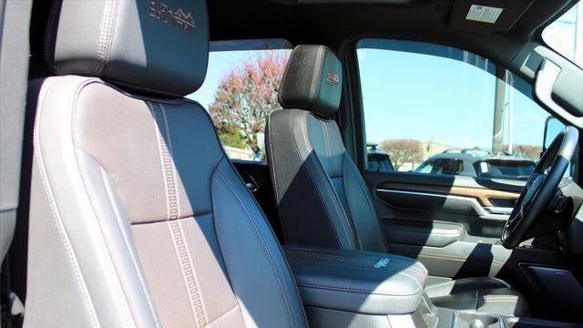2024 Chevrolet Silverado 3500HD High Country