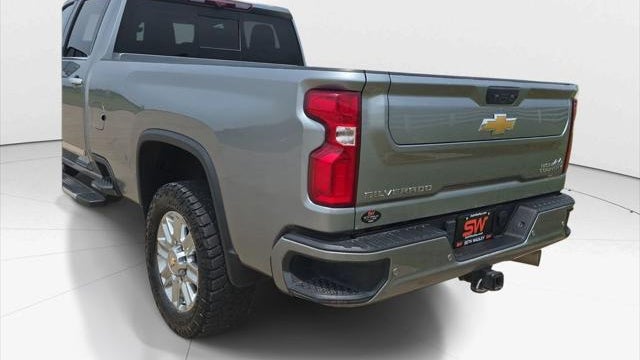 2024 Chevrolet Silverado 3500HD High Country
