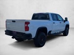 2024 Silverado 2500HD Thumbnail 4