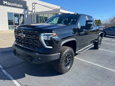 2024 Chevrolet Silverado 2500HD 4X4 ZR2 4DR Crew Cab SB