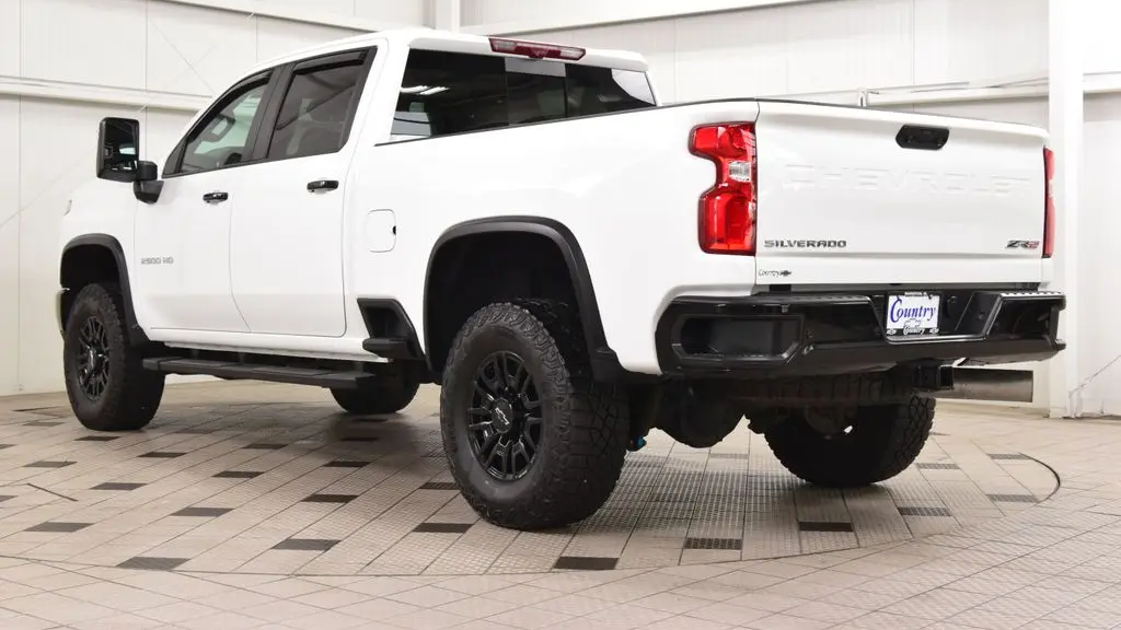 2024 Chevrolet Silverado 2500HD ZR2