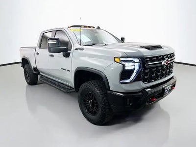 2024 Chevrolet Silverado 2500HD 4X4 ZR2 4DR Crew Cab SB