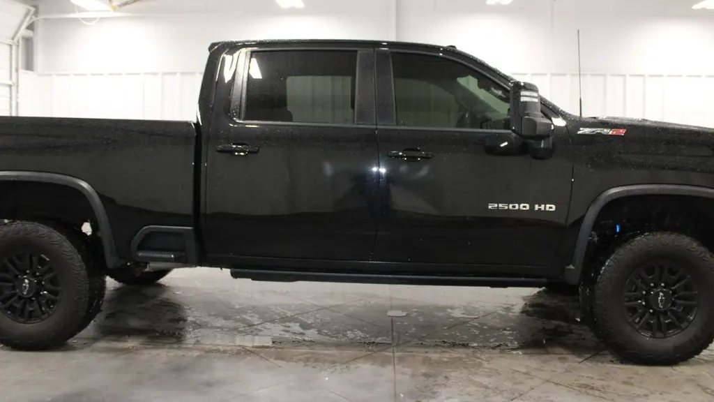 2024 Chevrolet Silverado 2500HD ZR2