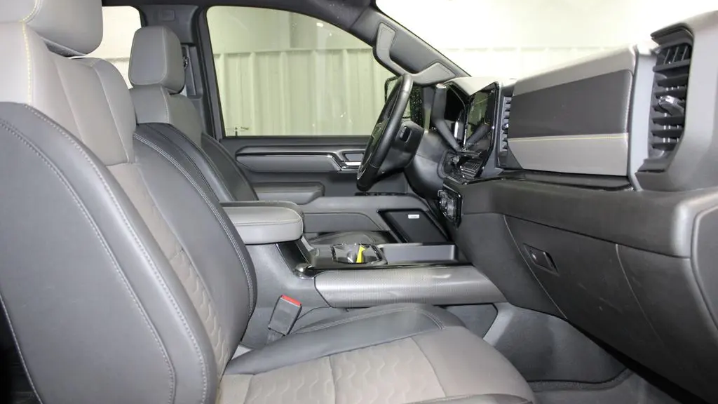 2024 Chevrolet Silverado 2500HD ZR2