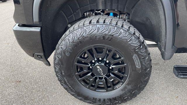 2024 Chevrolet Silverado 2500HD ZR2