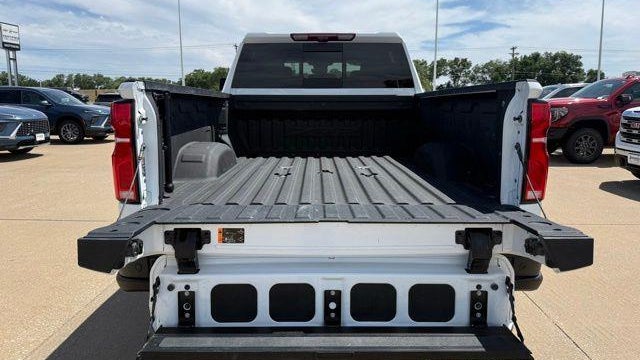 2024 Chevrolet Silverado 2500HD ZR2