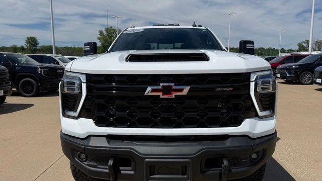 2024 Chevrolet Silverado 2500HD ZR2