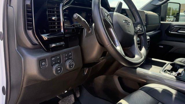 2024 Chevrolet Silverado 2500HD ZR2