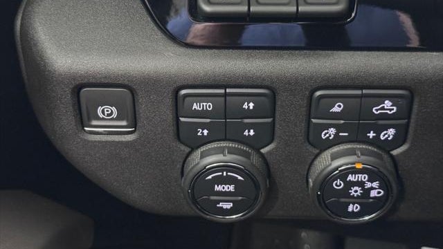 2024 Chevrolet Silverado 2500HD ZR2
