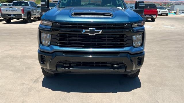 2026 Chevrolet Silverado 2500HD Custom