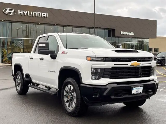 2026 Chevrolet Silverado Hd - $52,999