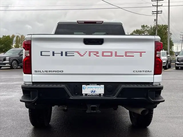 2026 Chevrolet Silverado Hd - $52,999