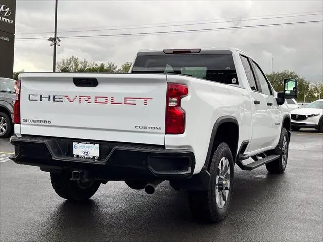 2026 Chevrolet Silverado Hd - $52,999