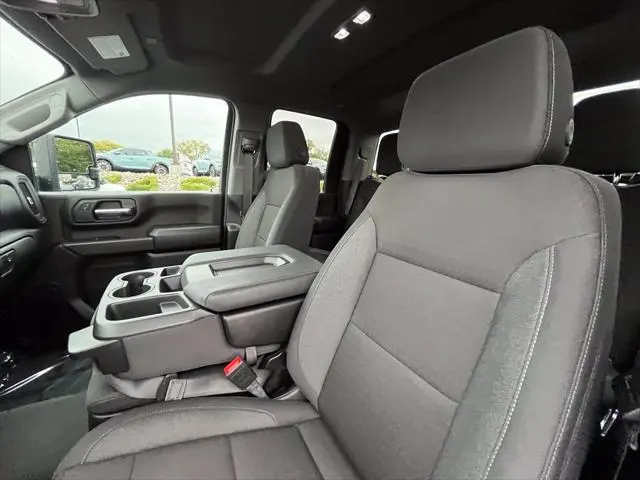 2026 Chevrolet Silverado Hd - $52,999