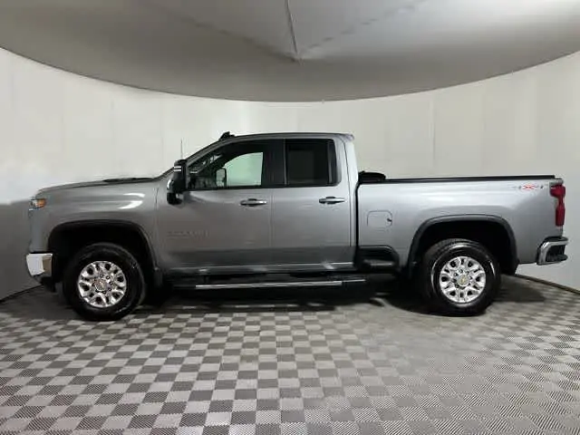 2026 Chevrolet Silverado Hd - $52,980