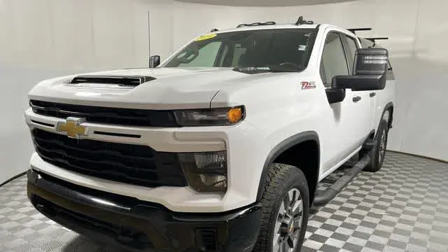 2024 Chevrolet Silverado 2500HD Custom