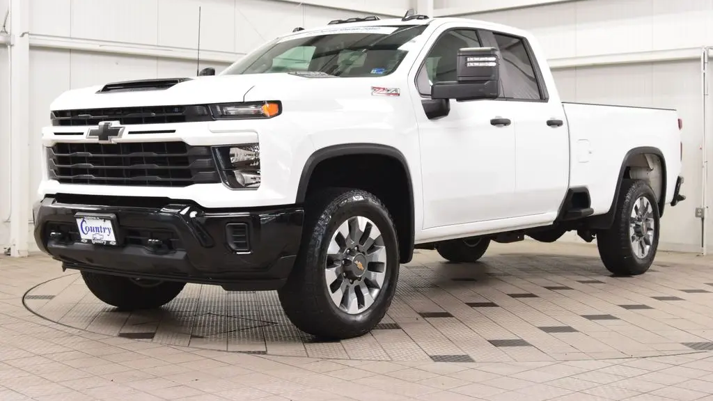2024 Chevrolet Silverado 2500HD Custom