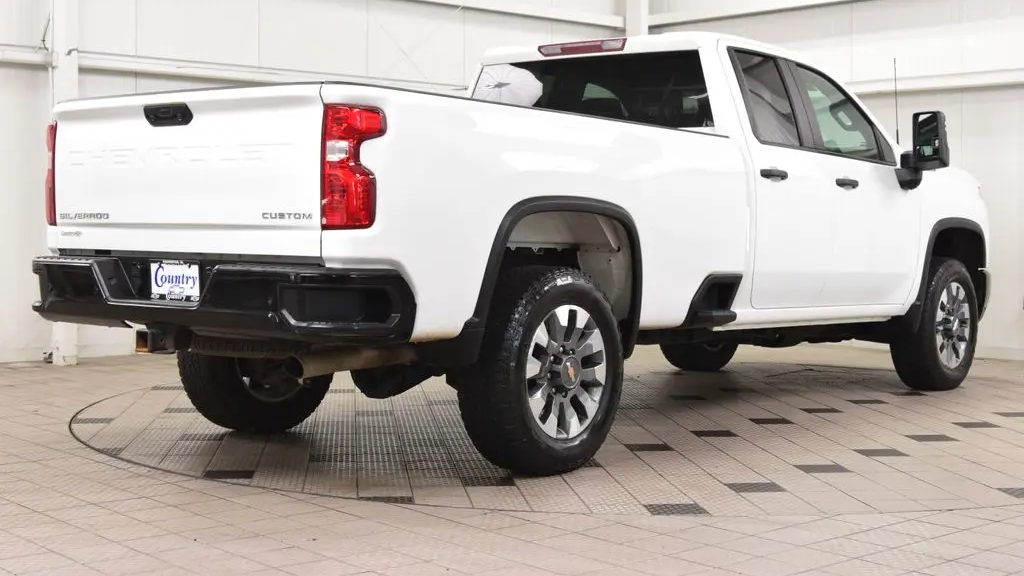 2024 Chevrolet Silverado 2500HD Custom