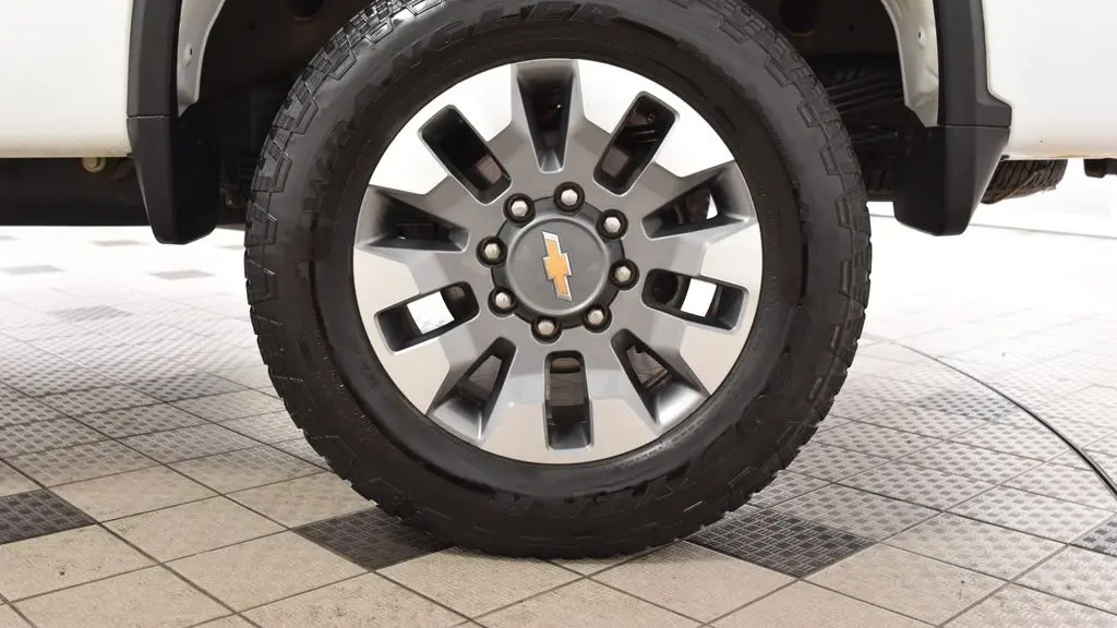 2024 Chevrolet Silverado 2500HD Custom