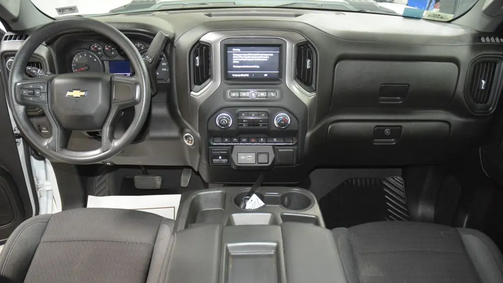 2024 Chevrolet Silverado 2500HD Custom