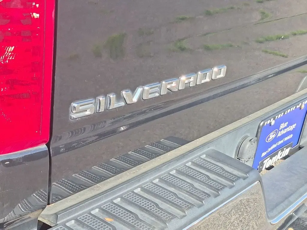 2021 Chevrolet Silverado - $42,238