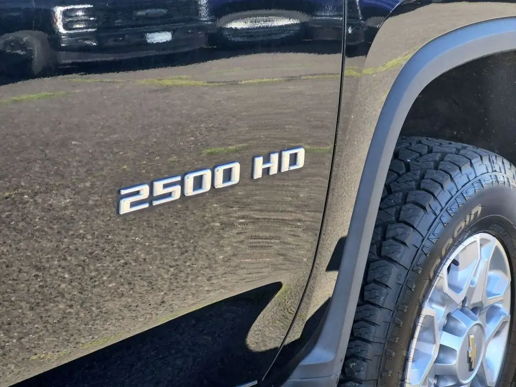 2021 Chevrolet Silverado - $42,238