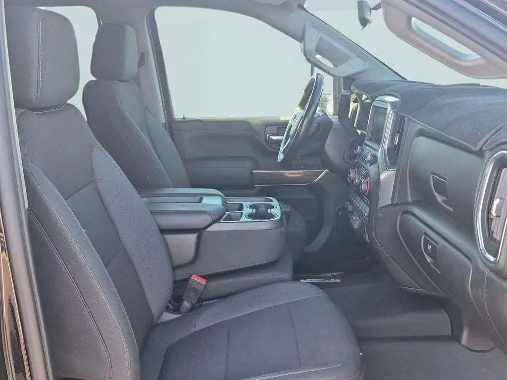 2021 Chevrolet Silverado - $42,238