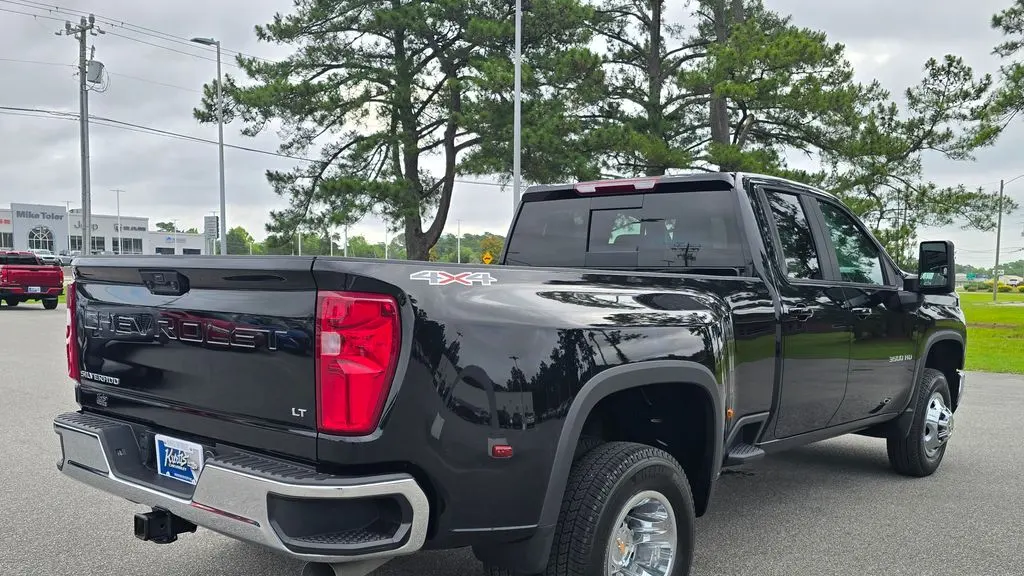 2024 Chevrolet Silverado 3500HD LT