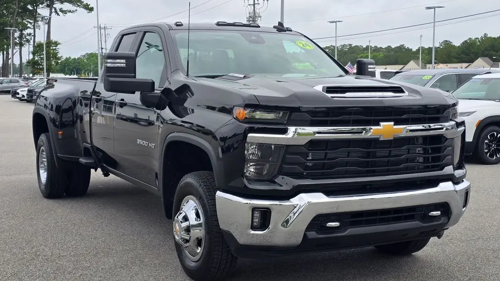 2024 Chevrolet Silverado 3500HD LT