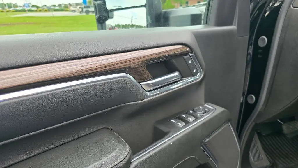 2024 Chevrolet Silverado 3500HD LT