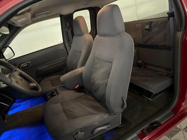 2005 Chevrolet Colorado - $8,600
