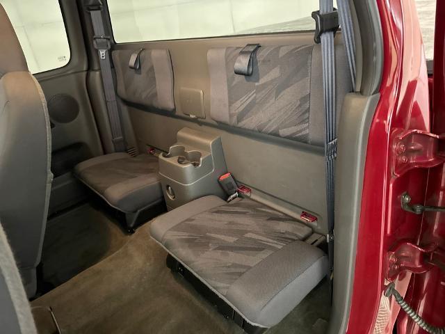 2005 Chevrolet Colorado - $8,600