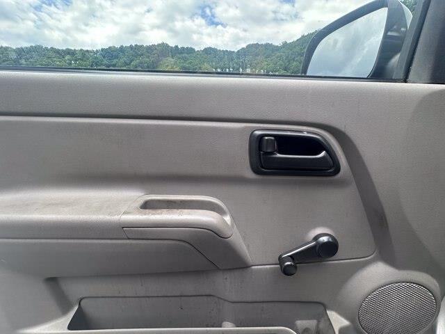 2005 Chevrolet Colorado - $5,749