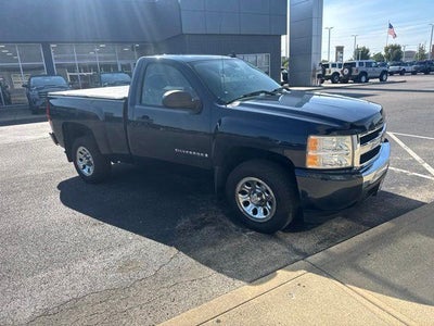 2008 Chevrolet Silverado 1500 2WD Work Truck 2DR Regular Cab 8 FT. LB