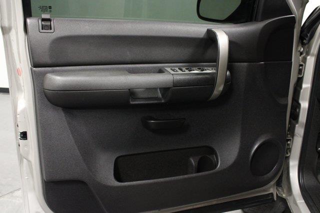 2008 Chevrolet Silverado - $7,962