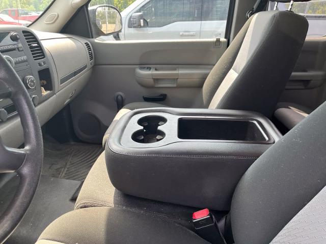 2009 Chevrolet Silverado - $4,780