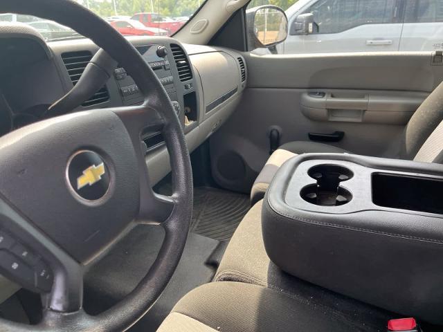 2009 Chevrolet Silverado - $4,780