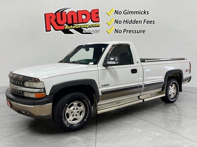 2001 Chevrolet Silverado 1500 2DR Standard Cab 4WD LB
