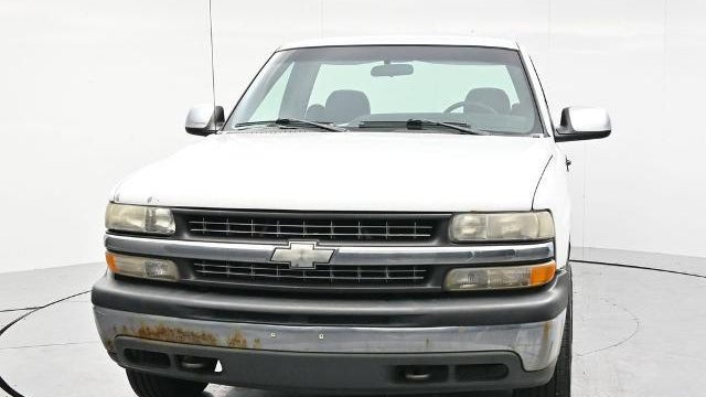 2002 Chevrolet Silverado 1500 Base