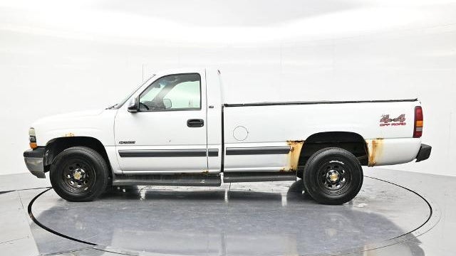 2002 Chevrolet Silverado 1500 Base