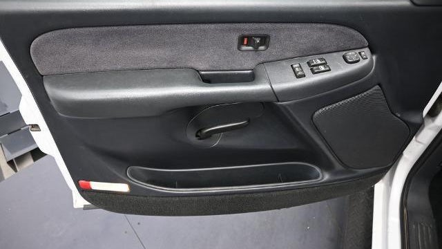 2002 Chevrolet Silverado 1500 Base