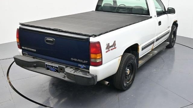 2002 Chevrolet Silverado 1500 Base