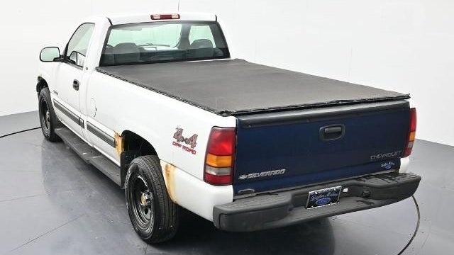 2002 Chevrolet Silverado 1500 Base