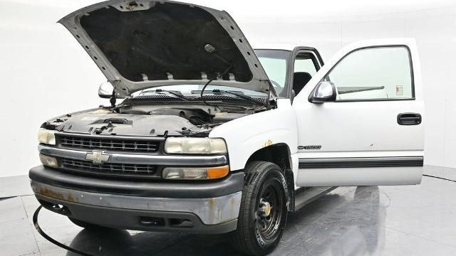 2002 Chevrolet Silverado 1500 Base