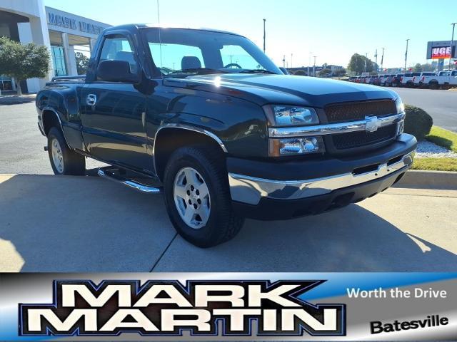 2005 Chevrolet Silverado - $14,895