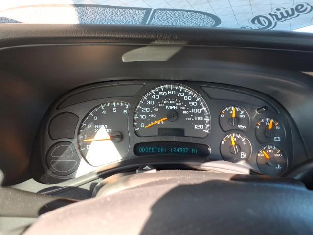2005 Chevrolet Silverado - $14,895