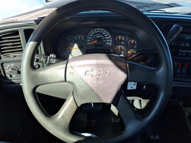 2005 Chevrolet Silverado - $14,895