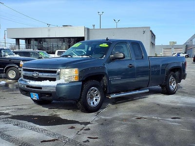 Photo of a 2009 Chevrolet Silverado 1500 4X4 Work Truck 4DR Extended Cab 5.8 FT. SB for sale
