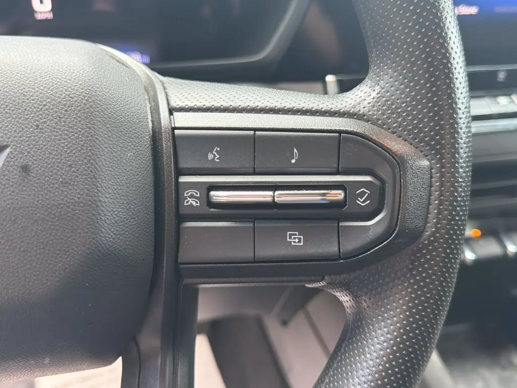 2023 Chevrolet Colorado - $21,500